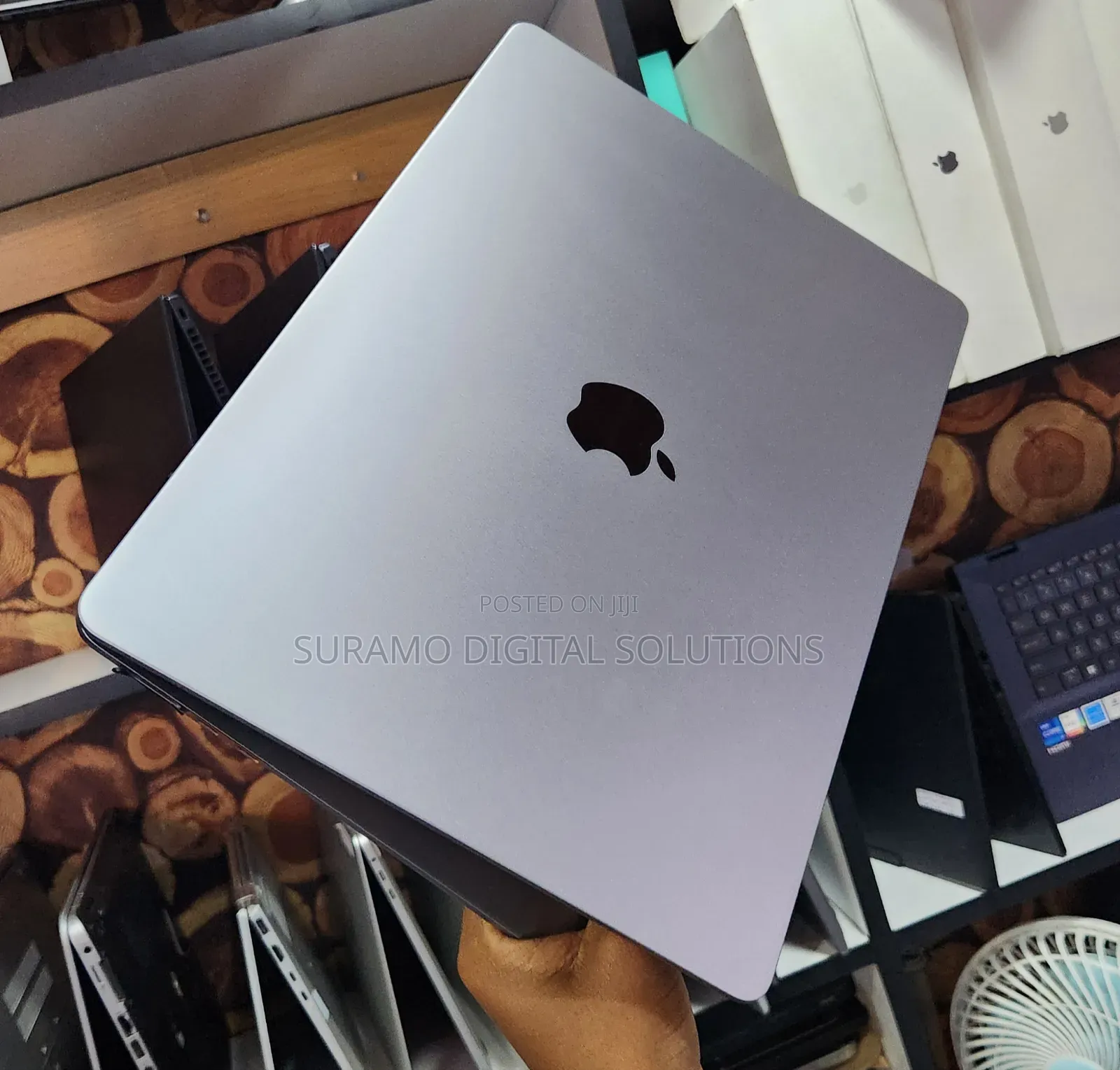Laptop Apple MacBook Air 2024 M3 16GB Apple M3 SSD 1T
