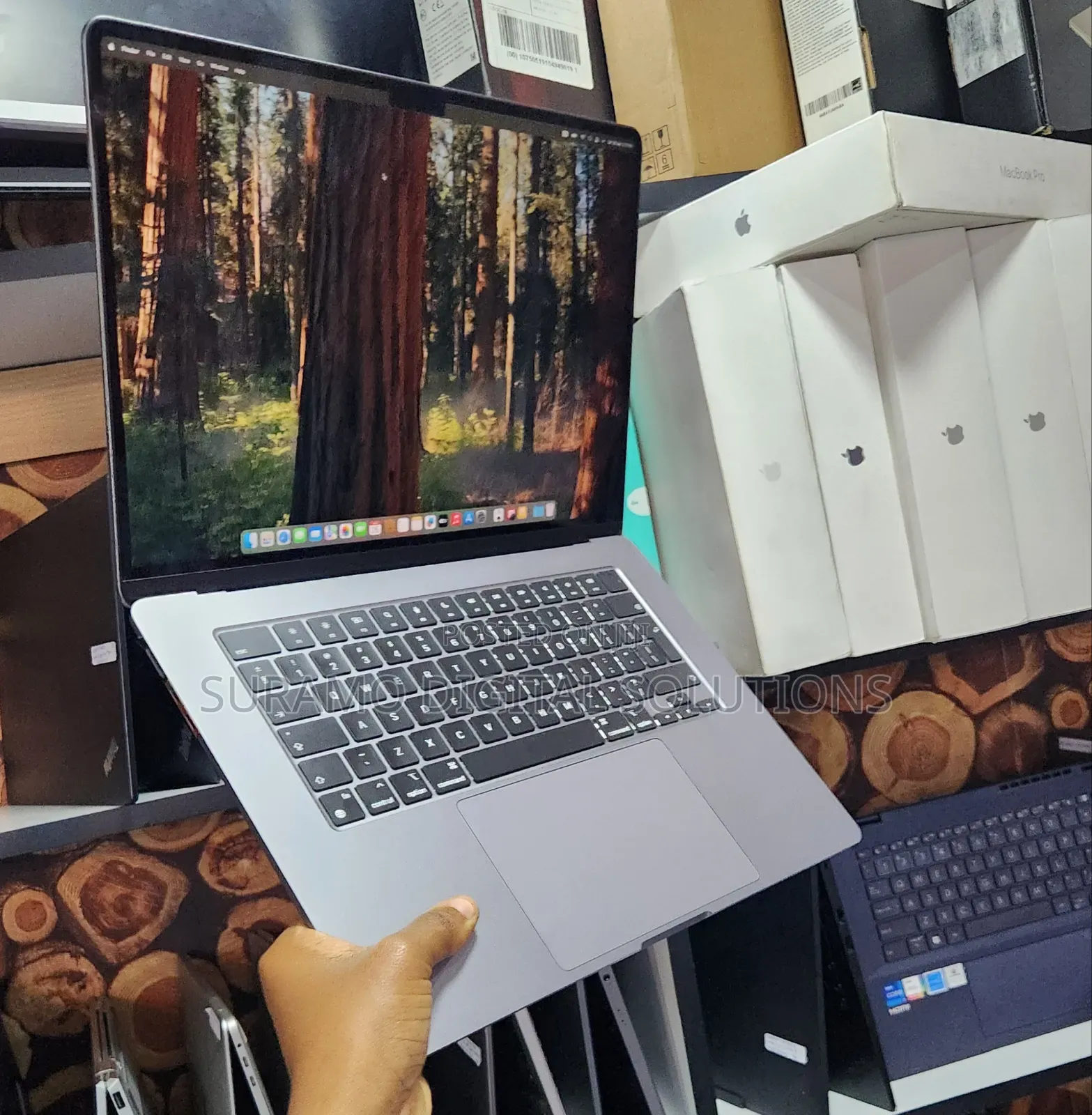 Laptop Apple MacBook Air 2024 M3 16GB Apple M3 SSD 1T