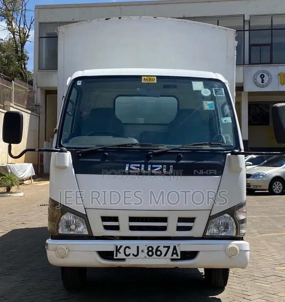 Isuzu NKR 2016 Model 4300cc