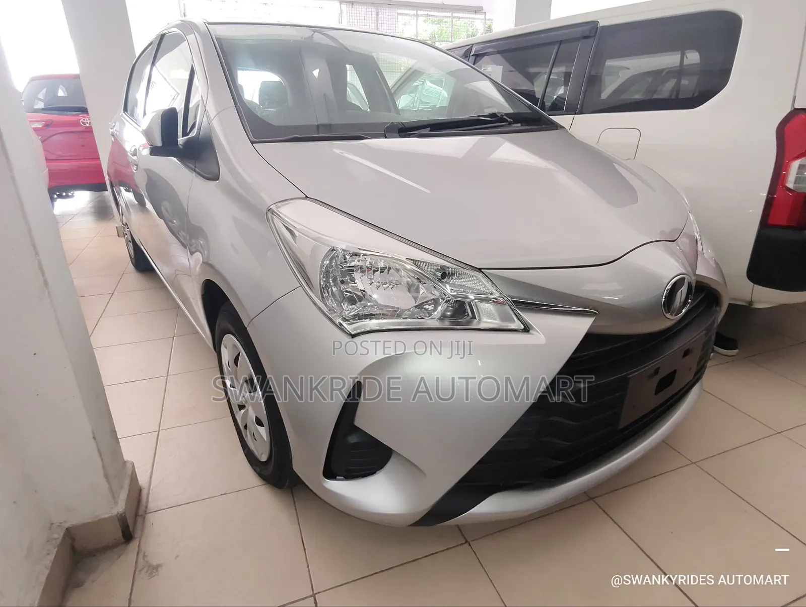 Toyota Vitz 1.0 FWD 5dr 2019 Silver