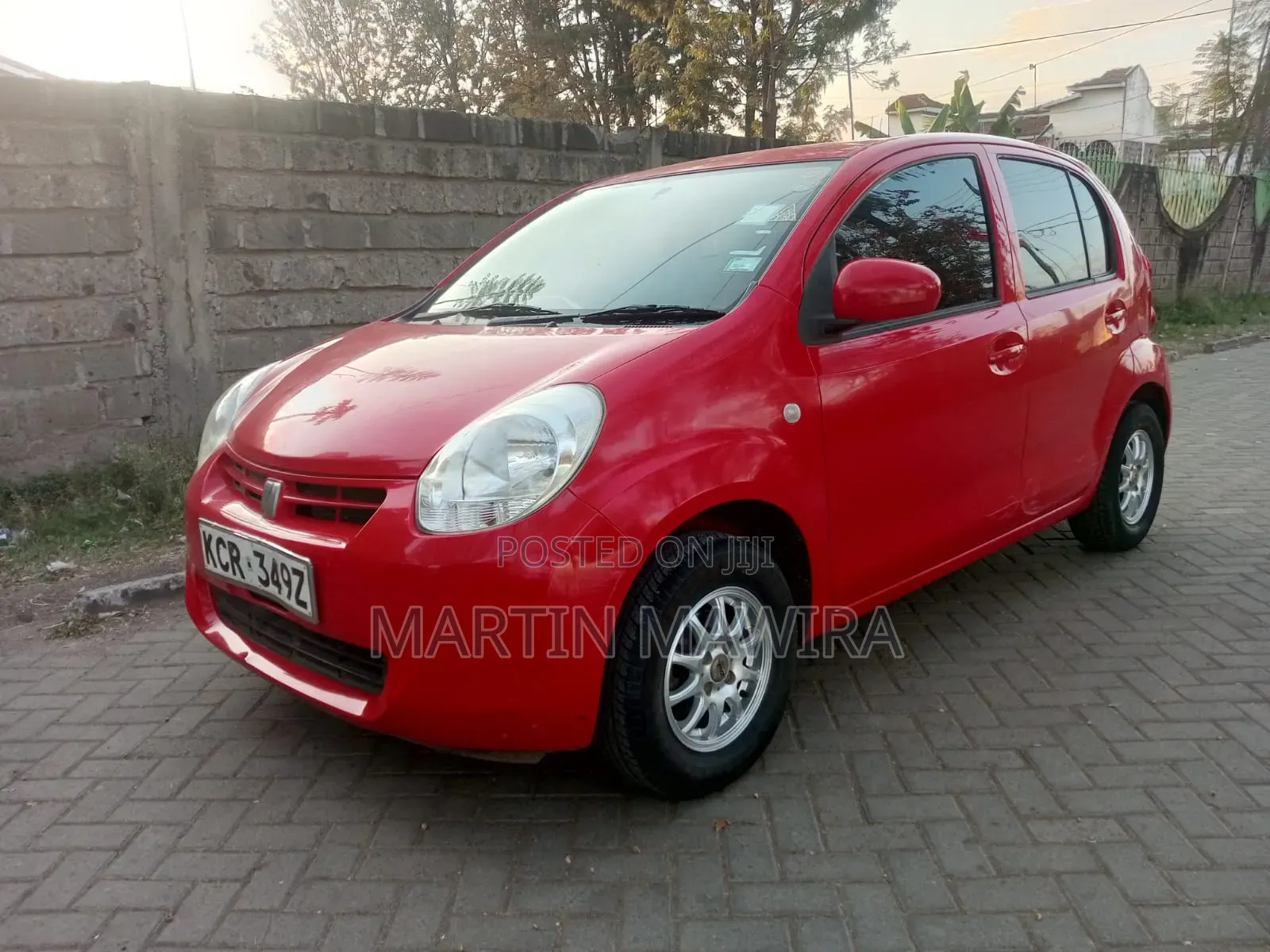 Toyota Passo 2011 Red