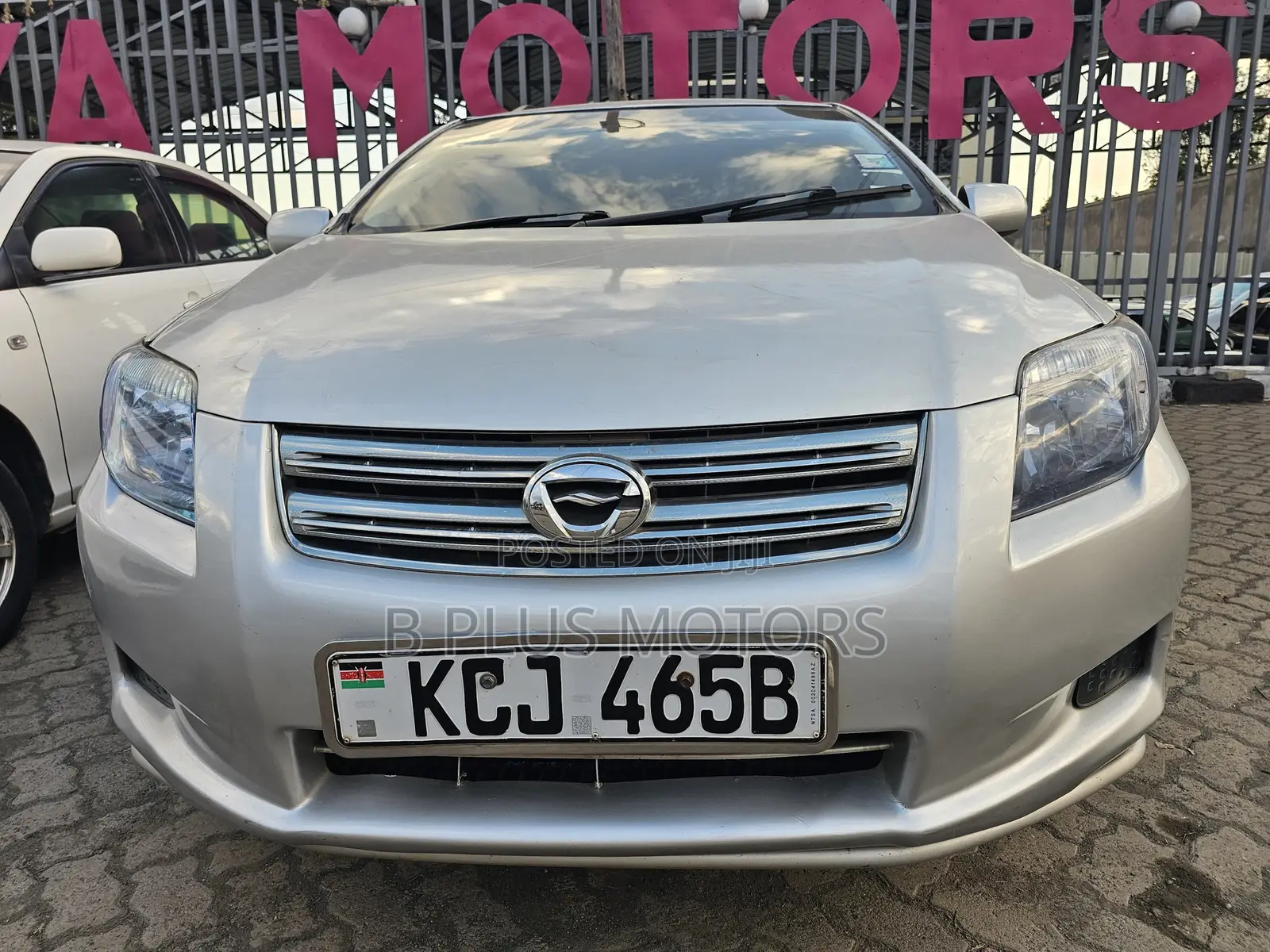 Toyota Corolla Fielder 2009 Silver