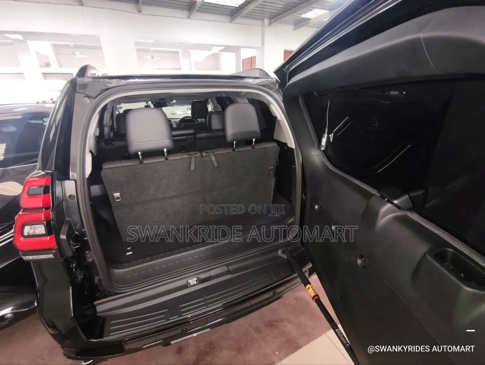 Toyota Land Cruiser Prado 2021 Black