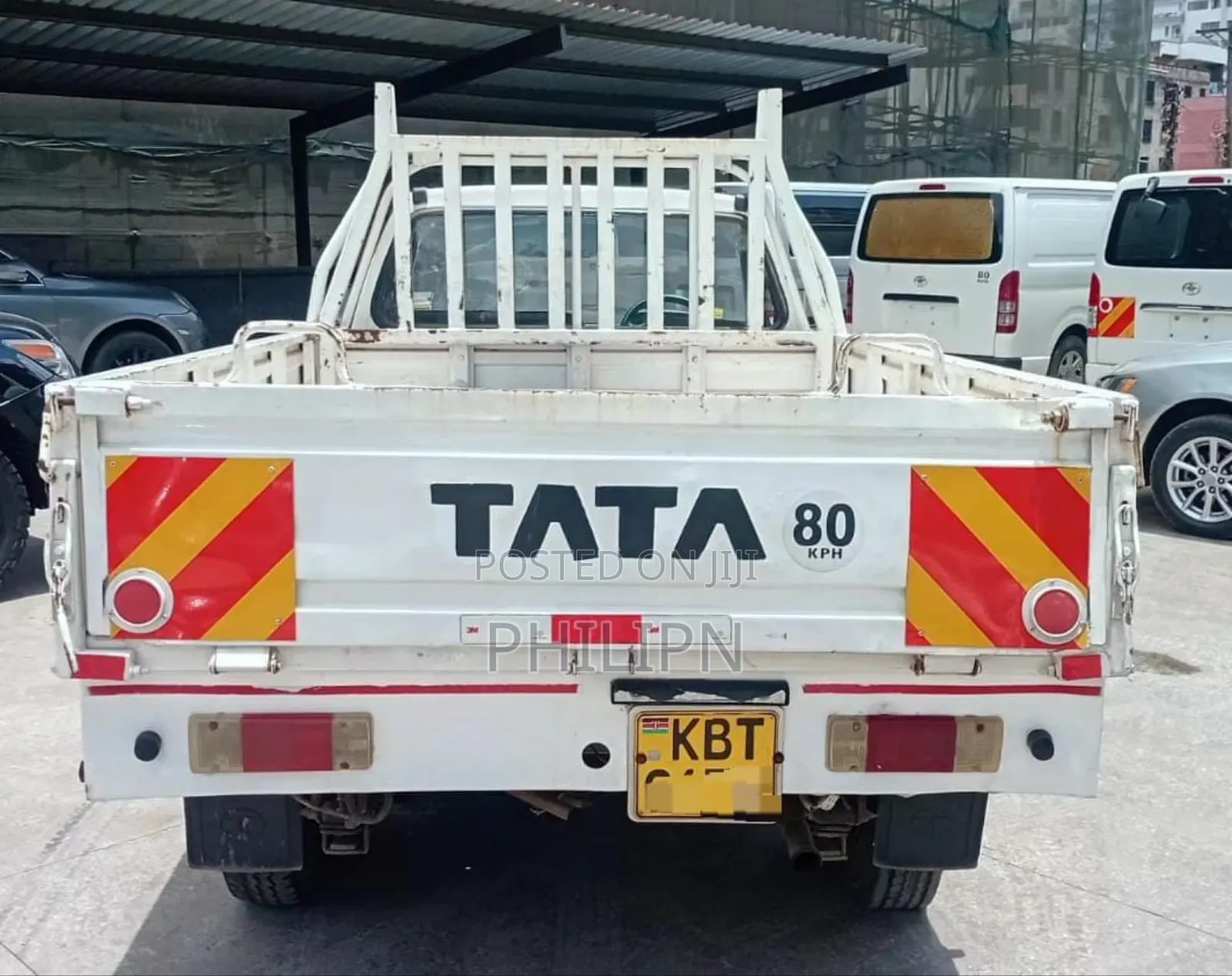 Tata Xenon 2011 White