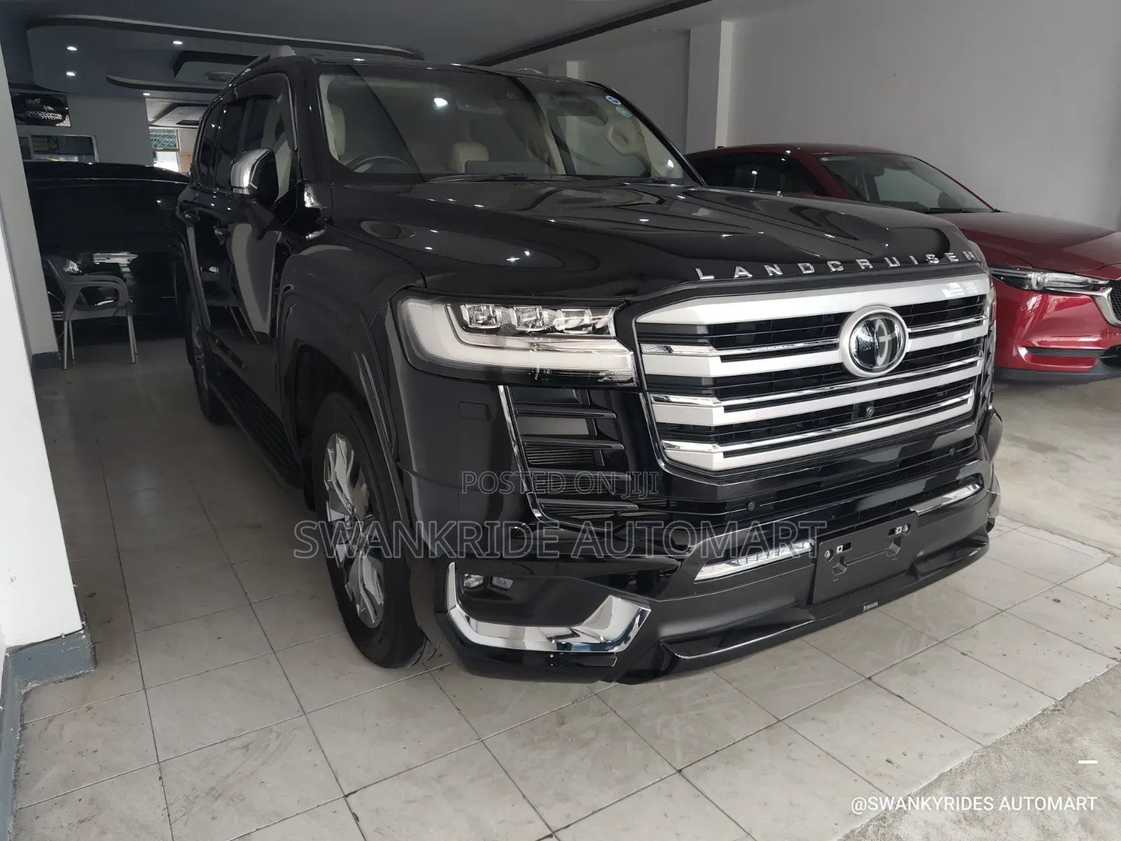 Toyota Land Cruiser LC300 2022 Black