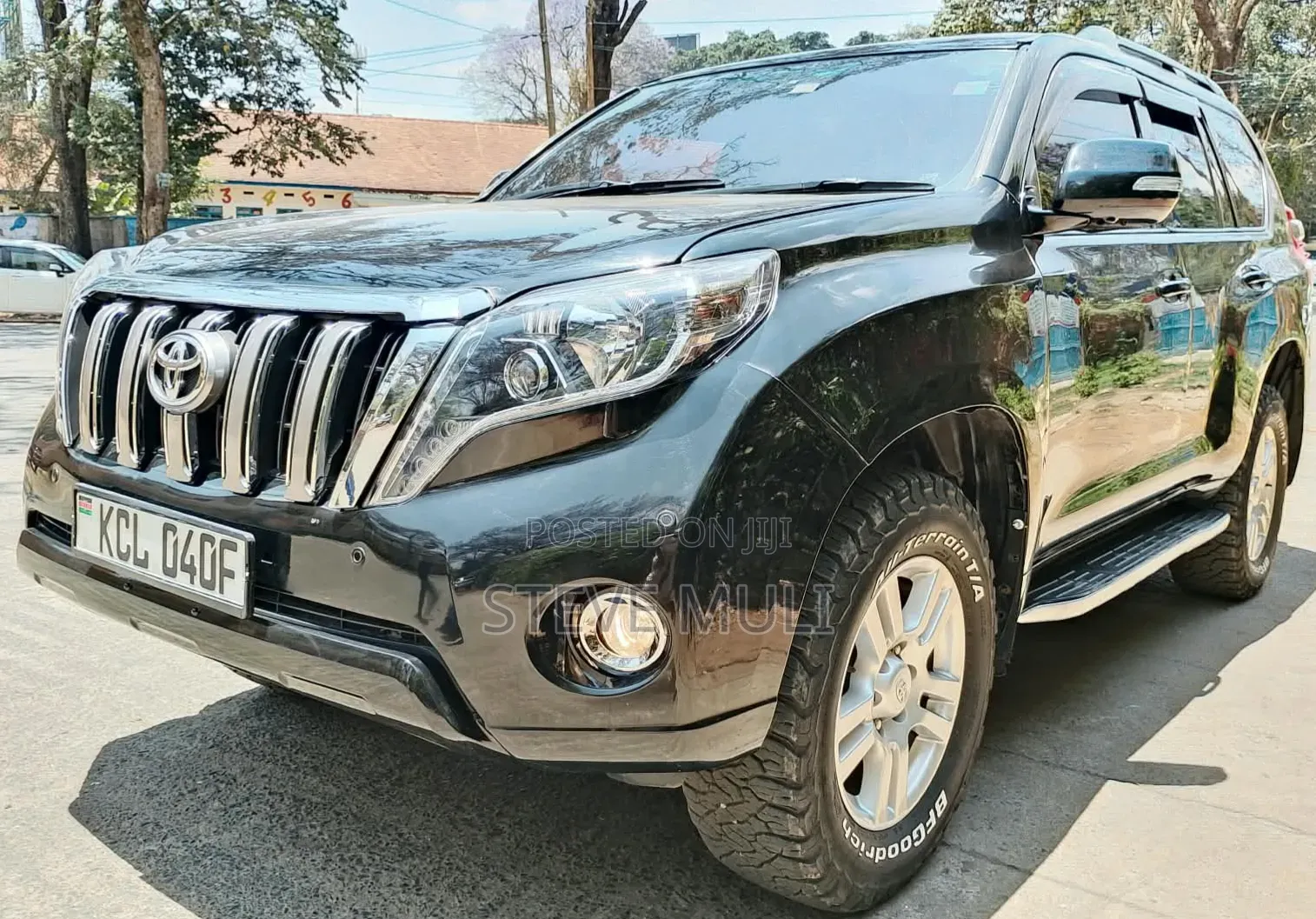 Toyota Land Cruiser Prado 2012 Matt Black