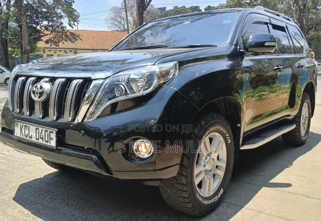 Toyota Land Cruiser Prado 2012 Matt Black