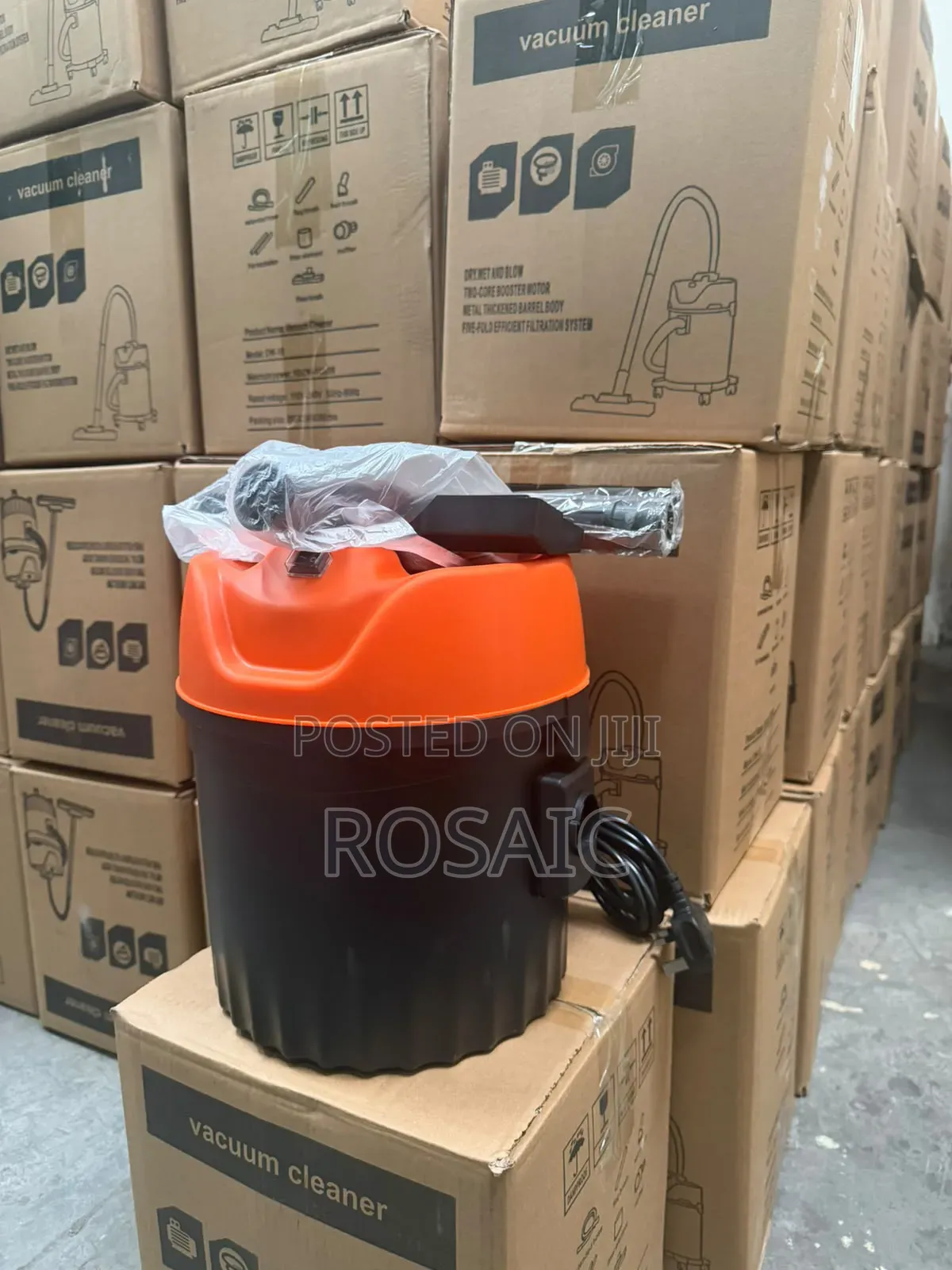 12 Litres Wet and Dry Vacuum Cleaner at 5000