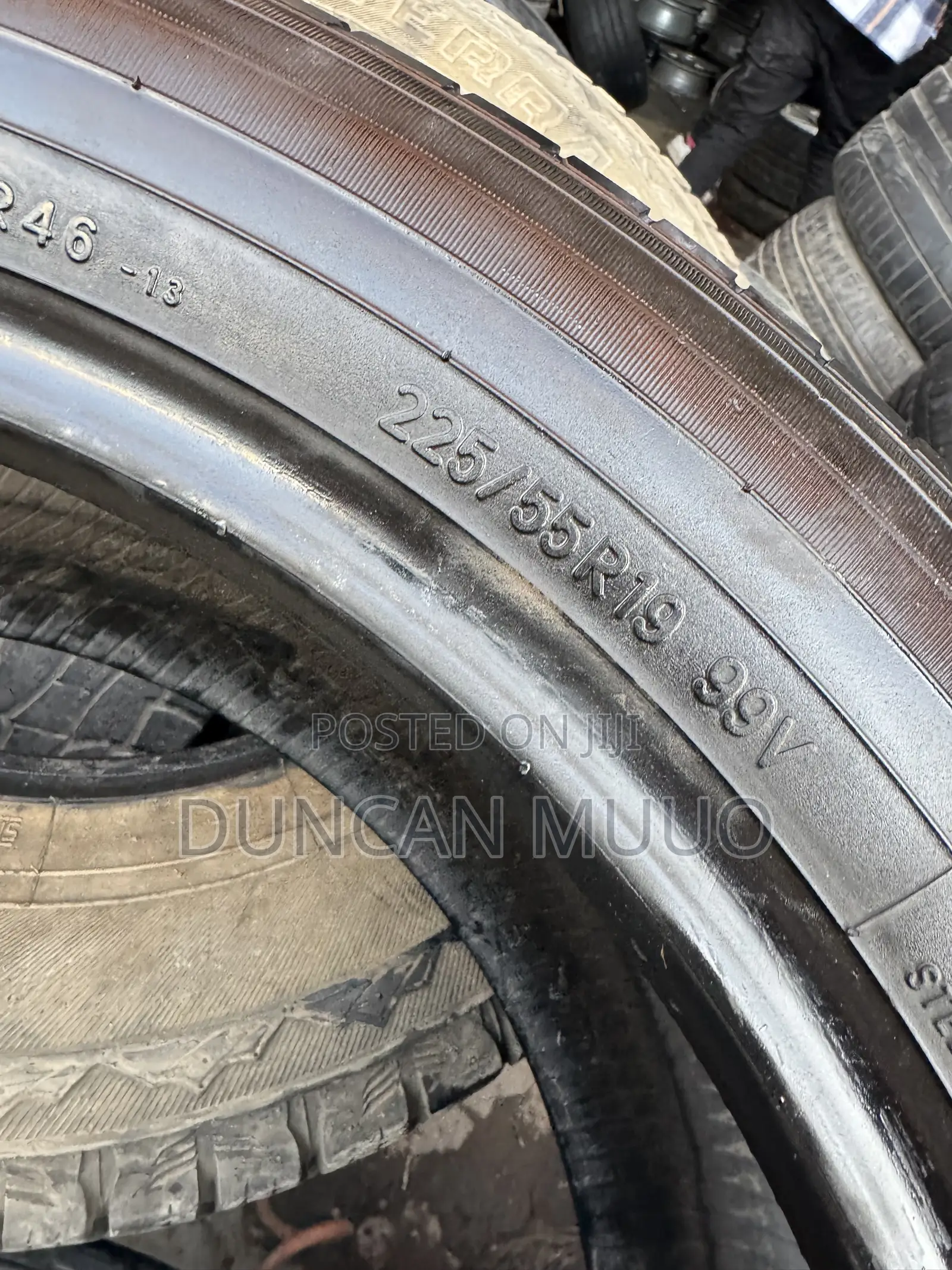 225/55 R19 - Toyo