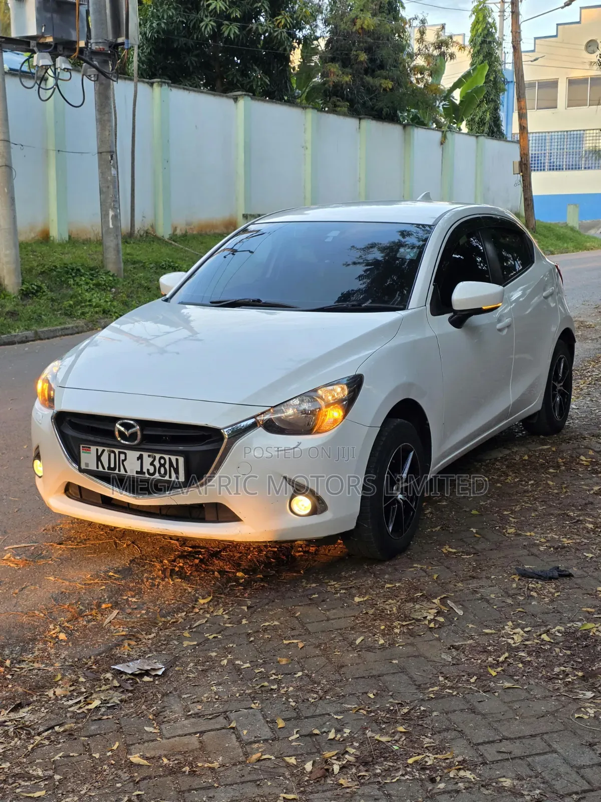 Mazda Demio 2017 White