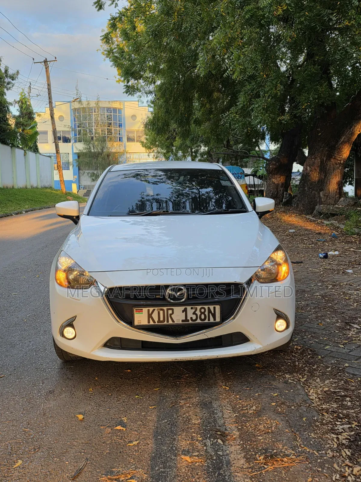 Mazda Demio 2017 White
