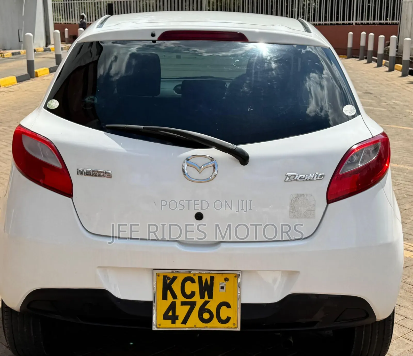 Mazda Demio 2012 Pearl