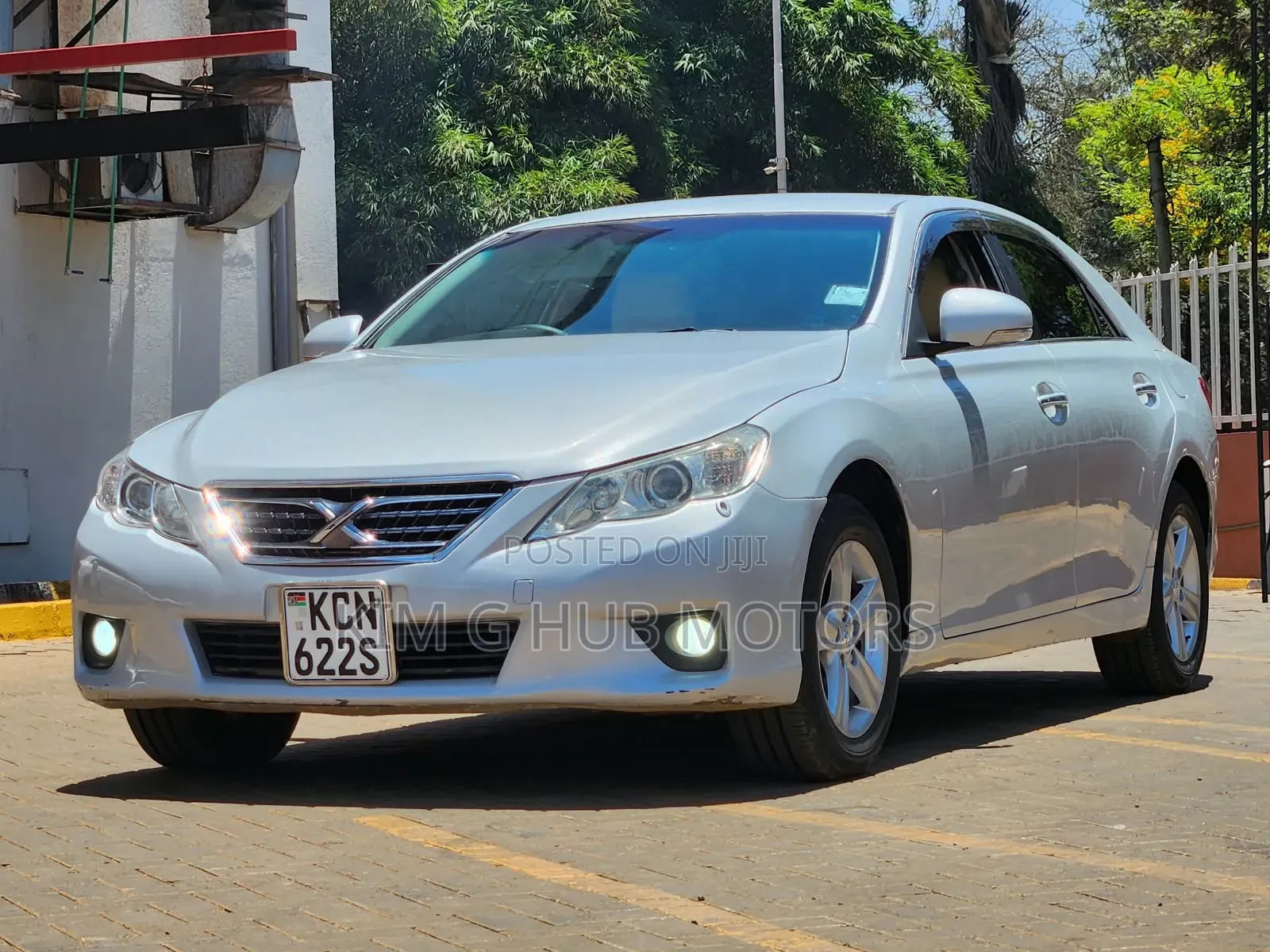 Toyota Mark X 2011 Gray