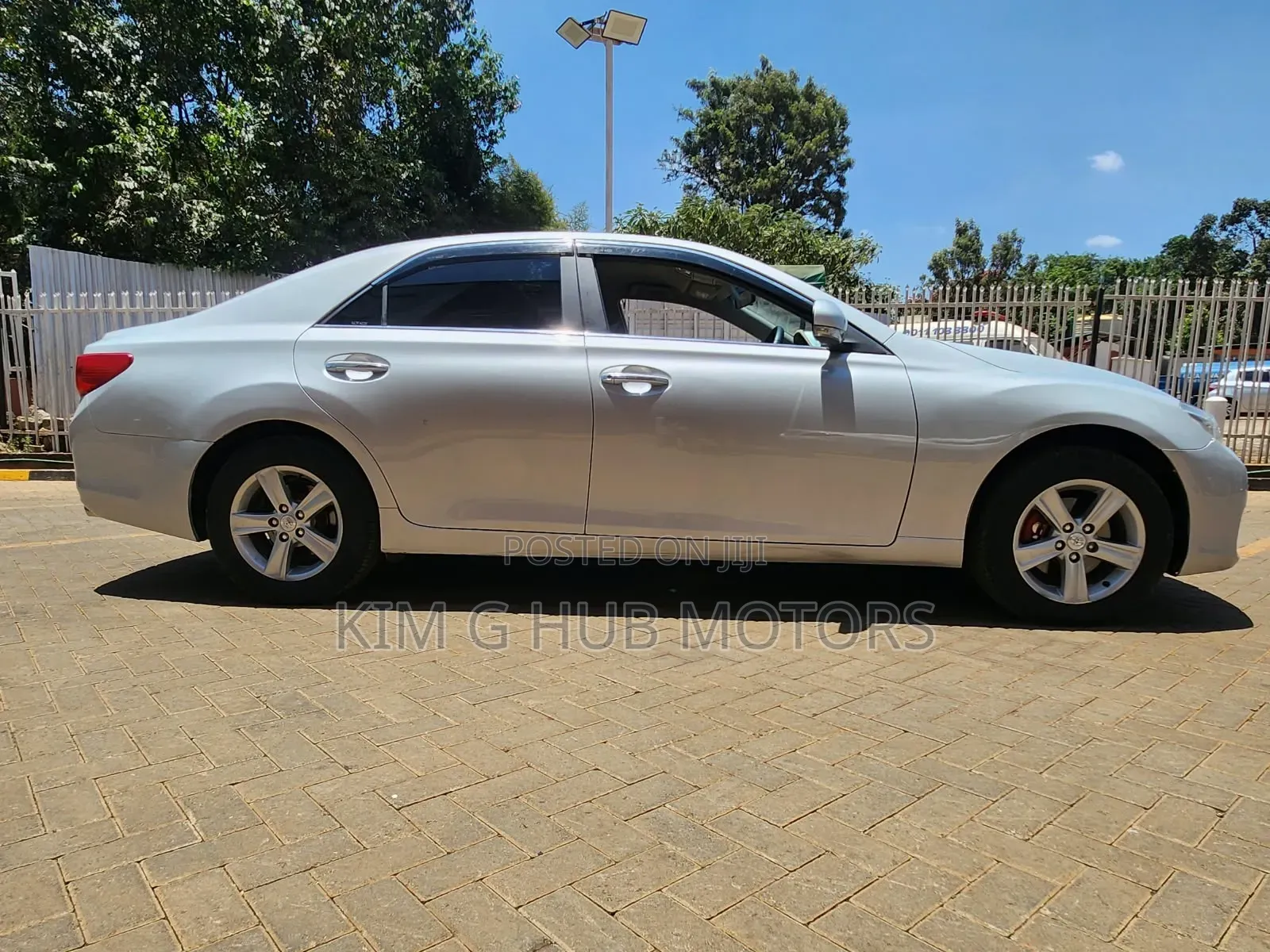 Toyota Mark X 2011 Gray