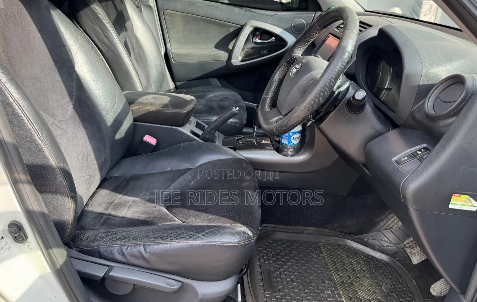 Toyota Vanguard 2013 Pearl