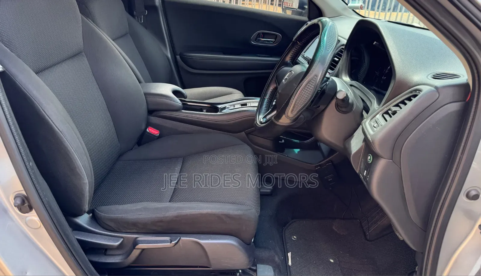Honda Vezel 2016 Pearl