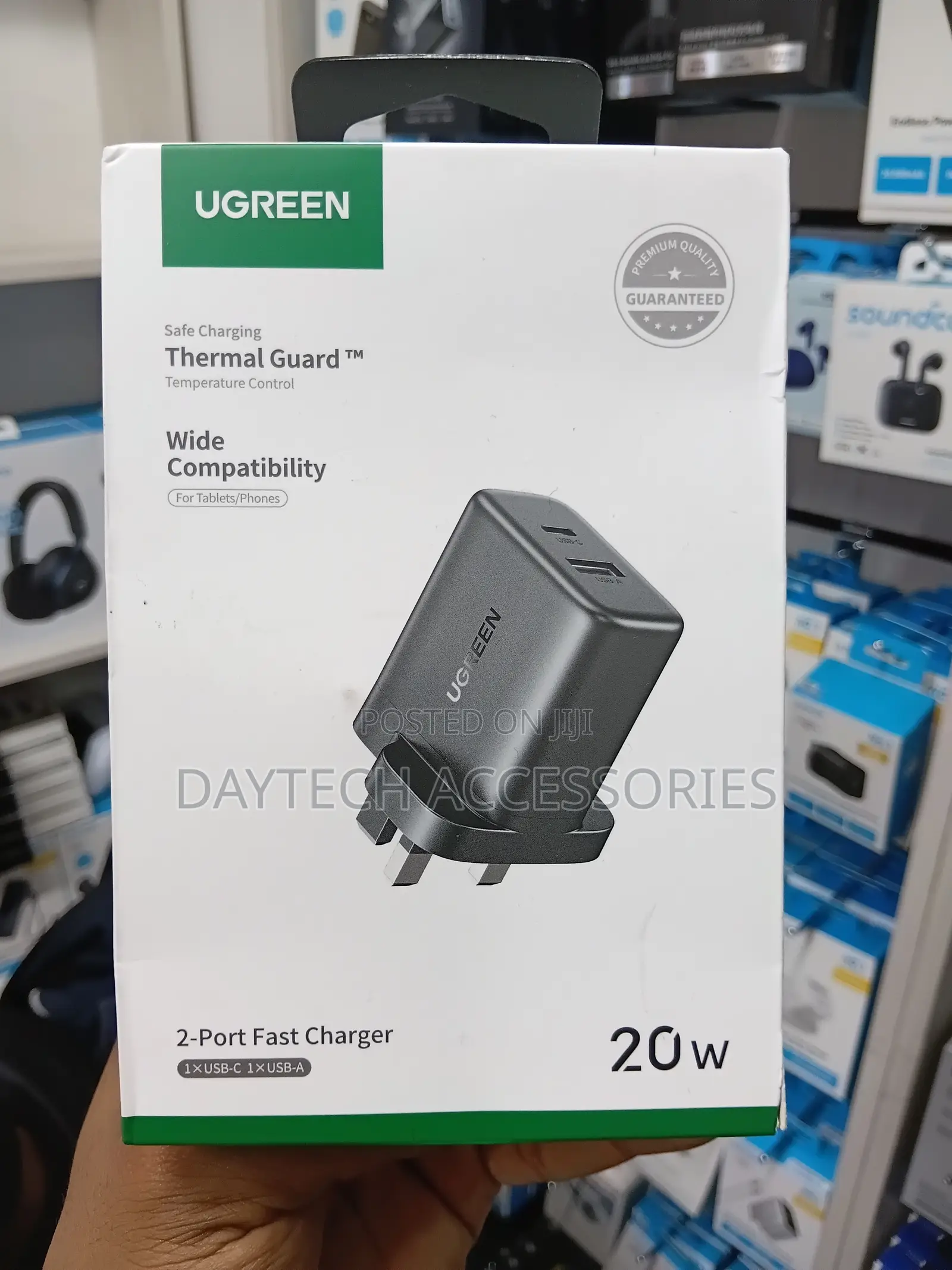Ugreen 20W Dual Port Fast Charger Adapter.