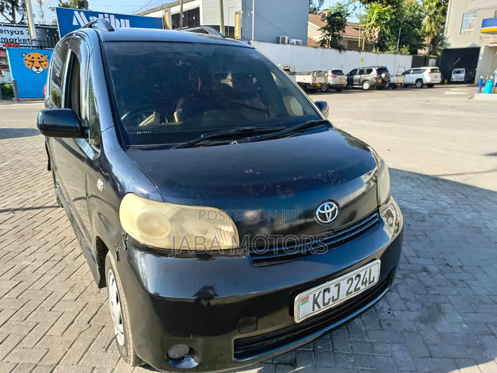Toyota Porte 2009 Black