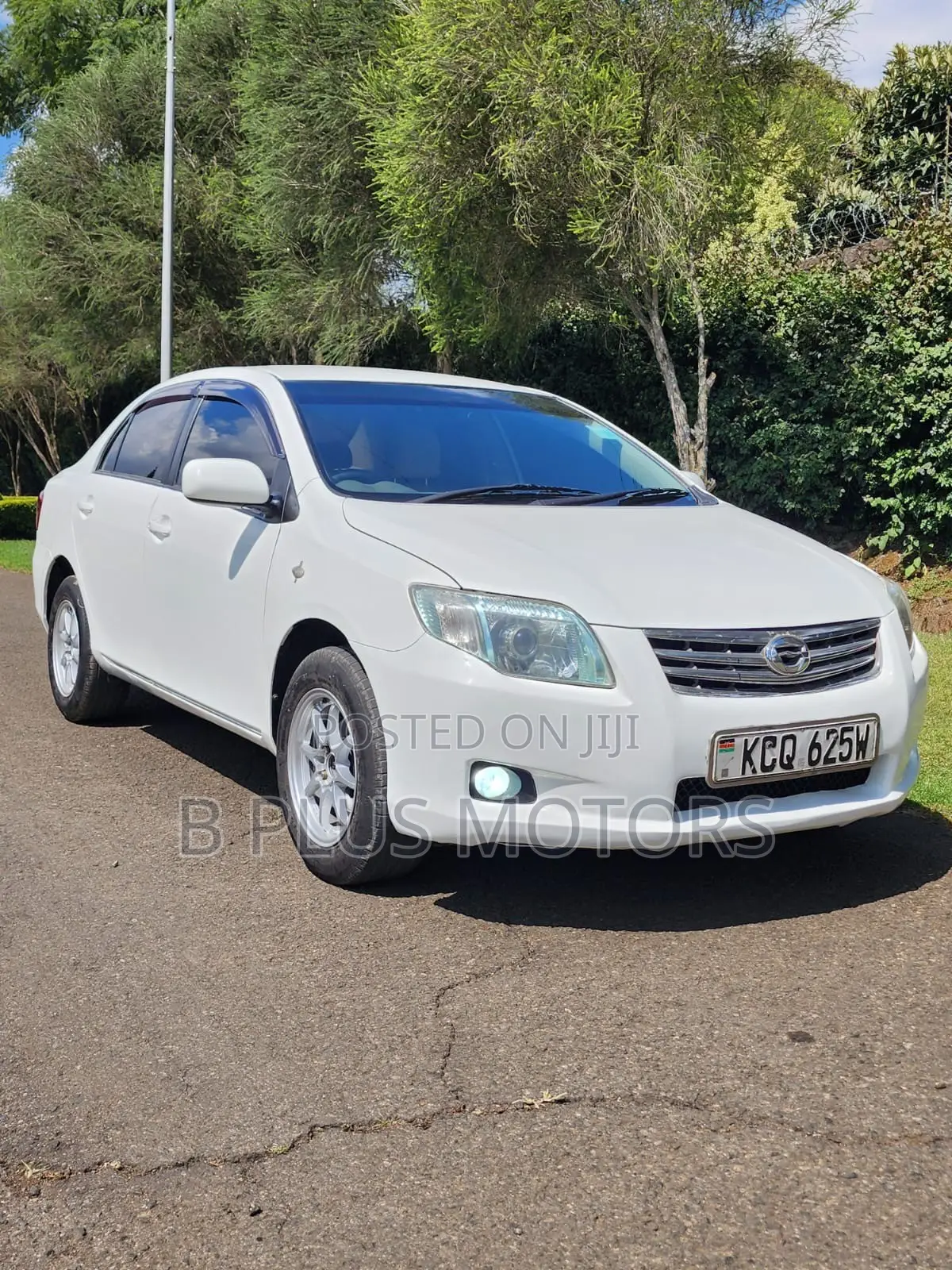 Toyota Axio 2010 White