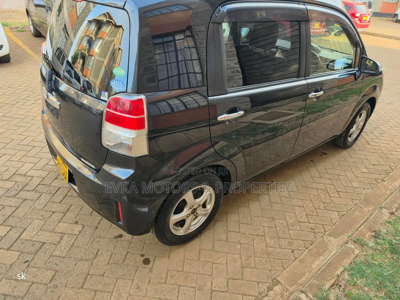 Toyota Spade 2014 Black