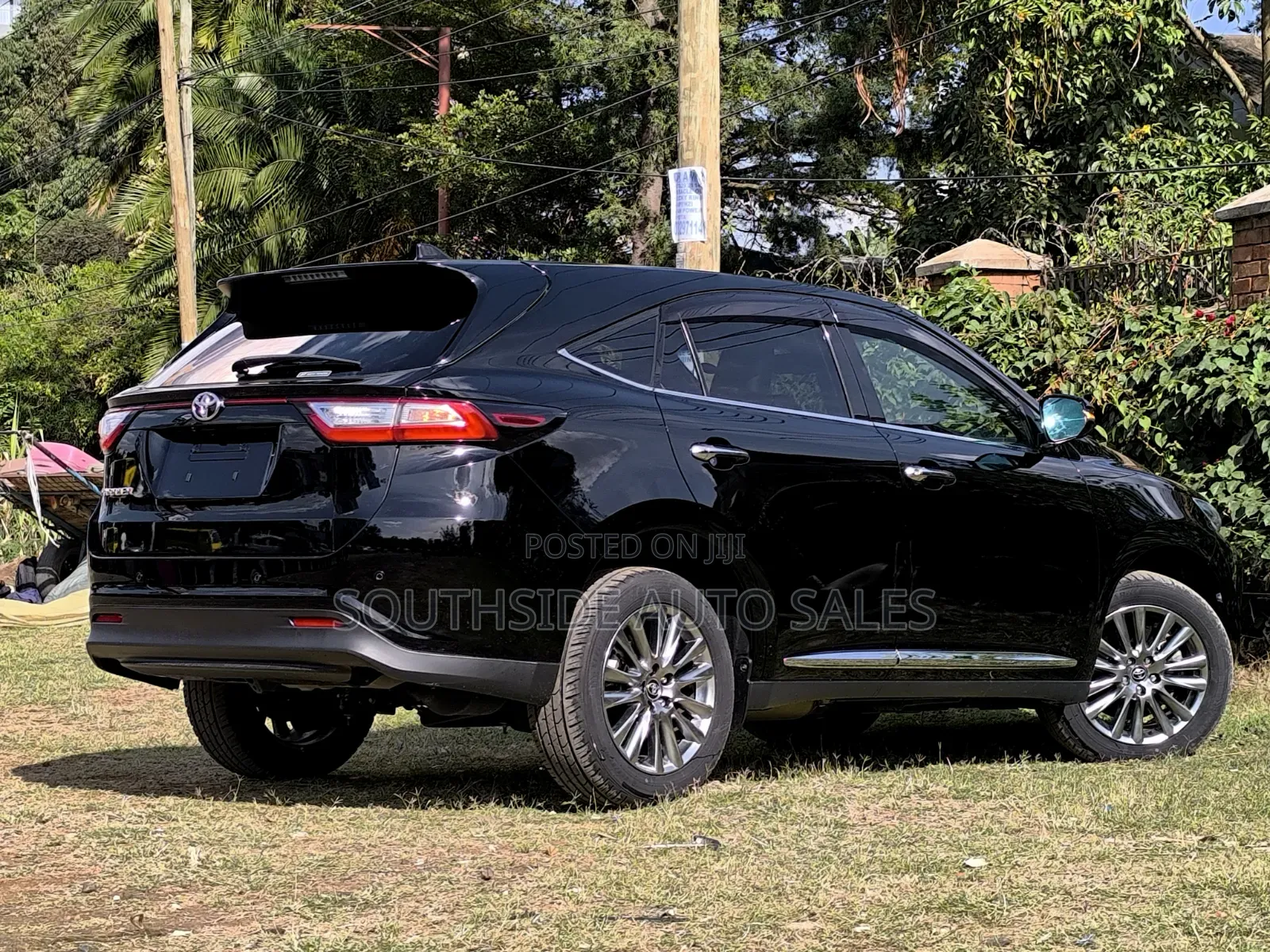 Toyota Harrier 2.0 2019 Black