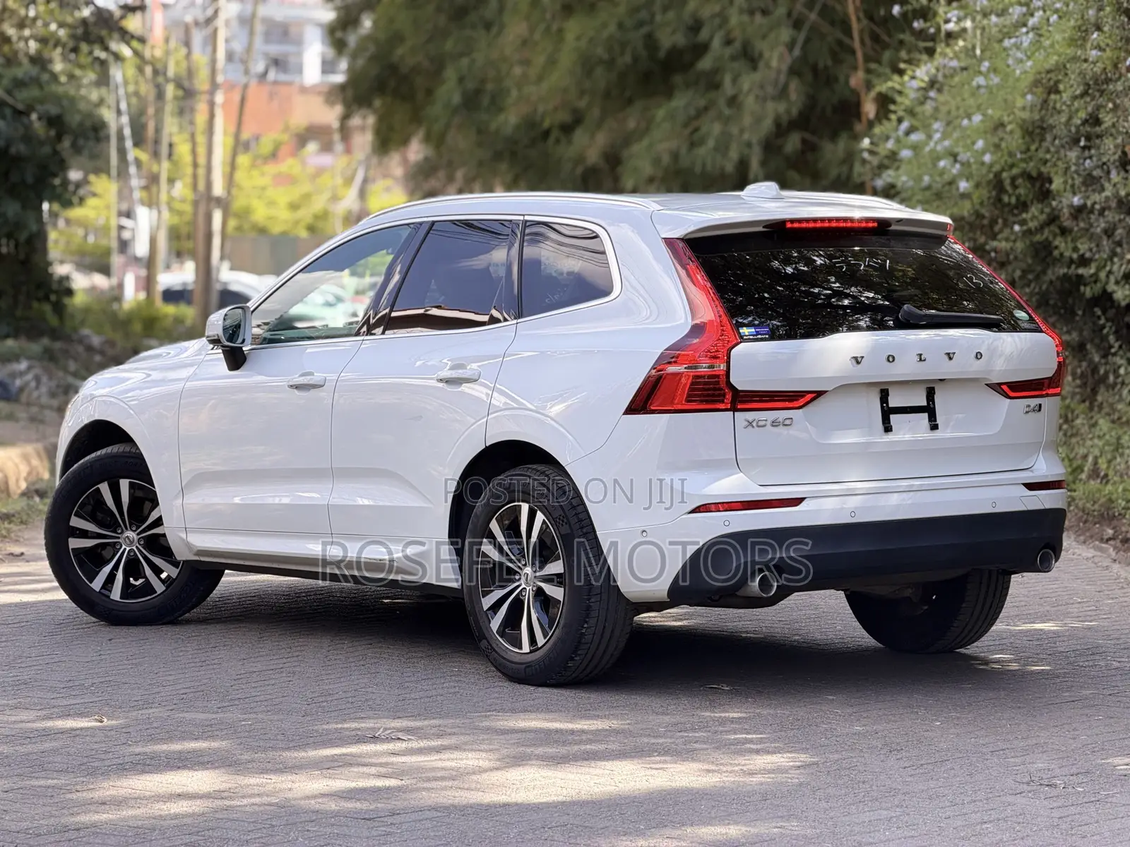 Volvo XC60 2019 White