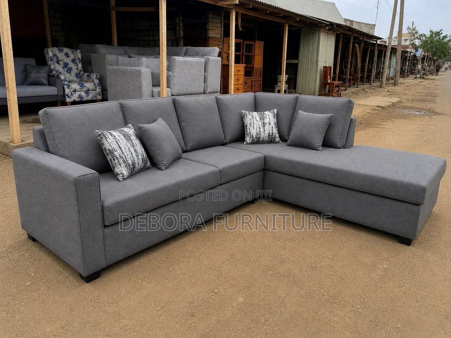Brand New Modern L-Shaped Sectional Sofa With Chaise - Grey