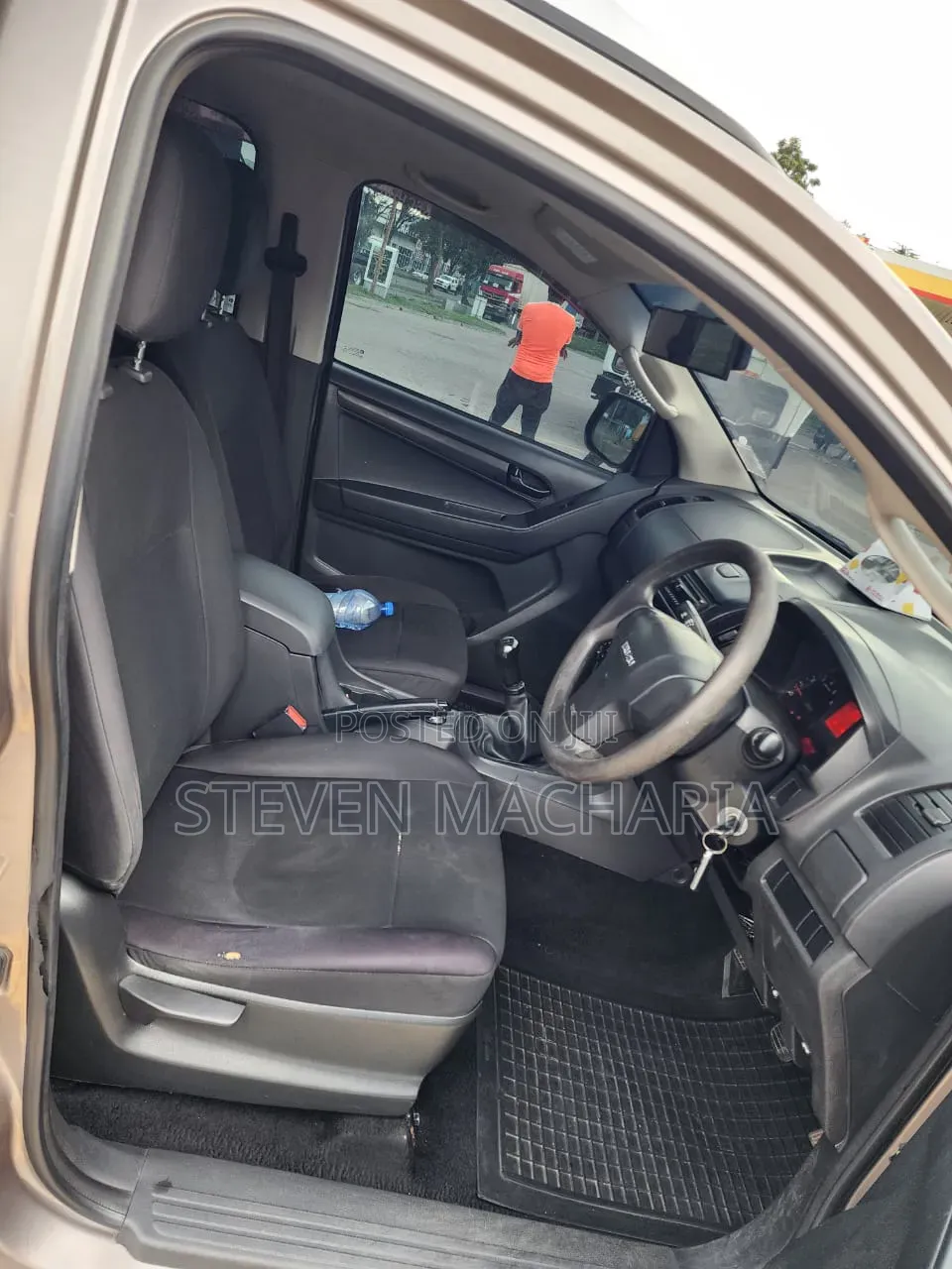 Isuzu D-MAX 2015 Silver