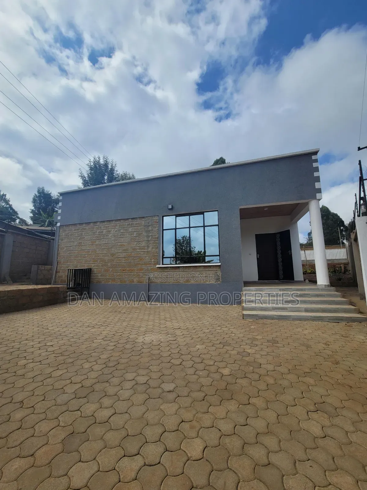 3bdrm Bungalow in Silanga Rd, Matasia for sale