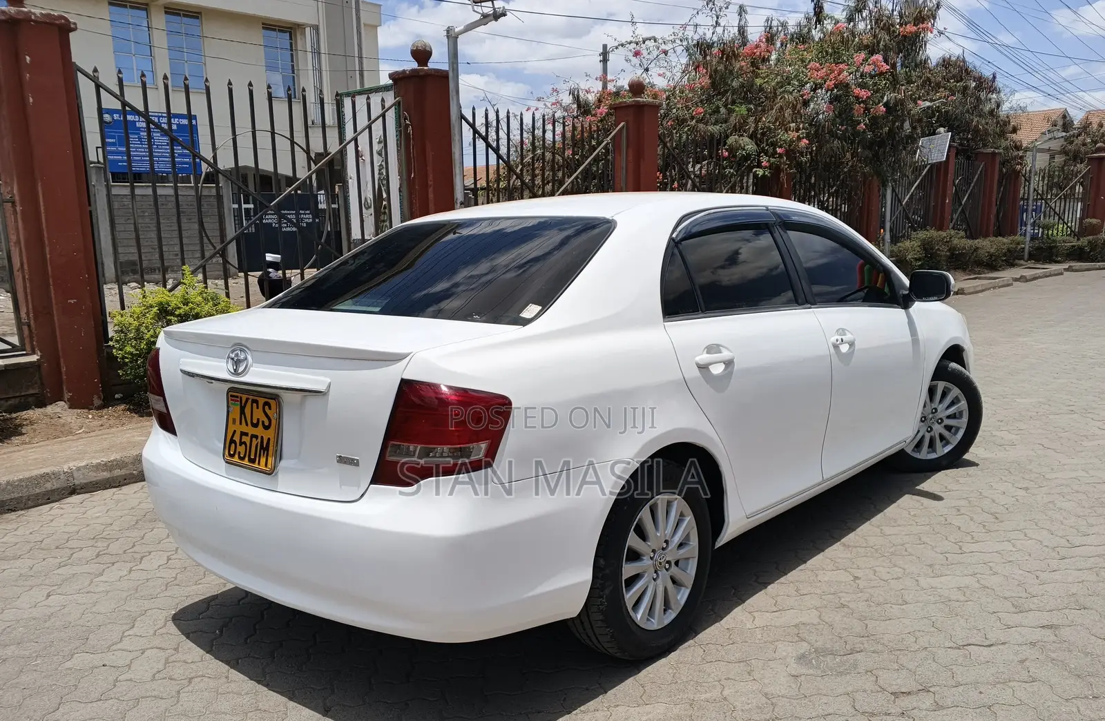 Toyota Axio 2011 White
