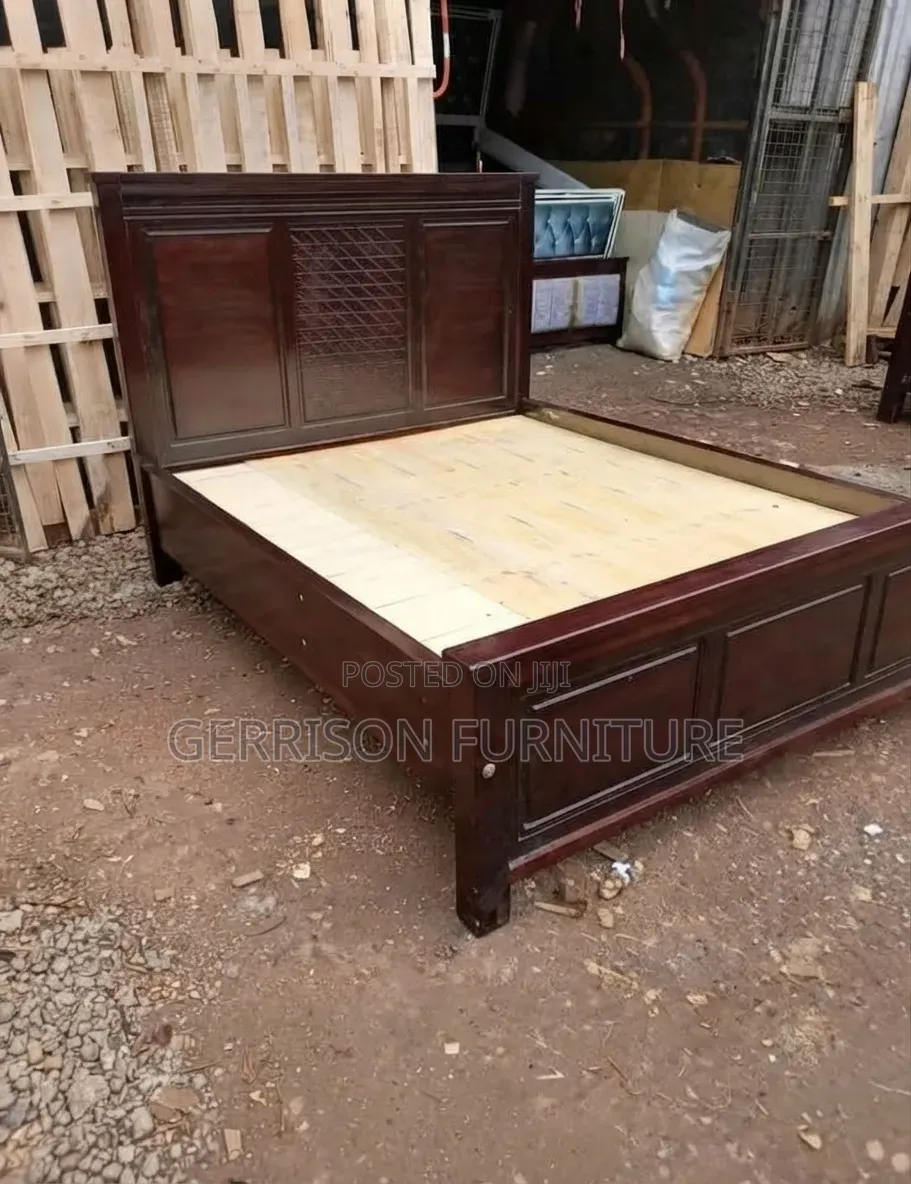 Classic 5x6 Mahogany Brown Hardwood Bed Frame