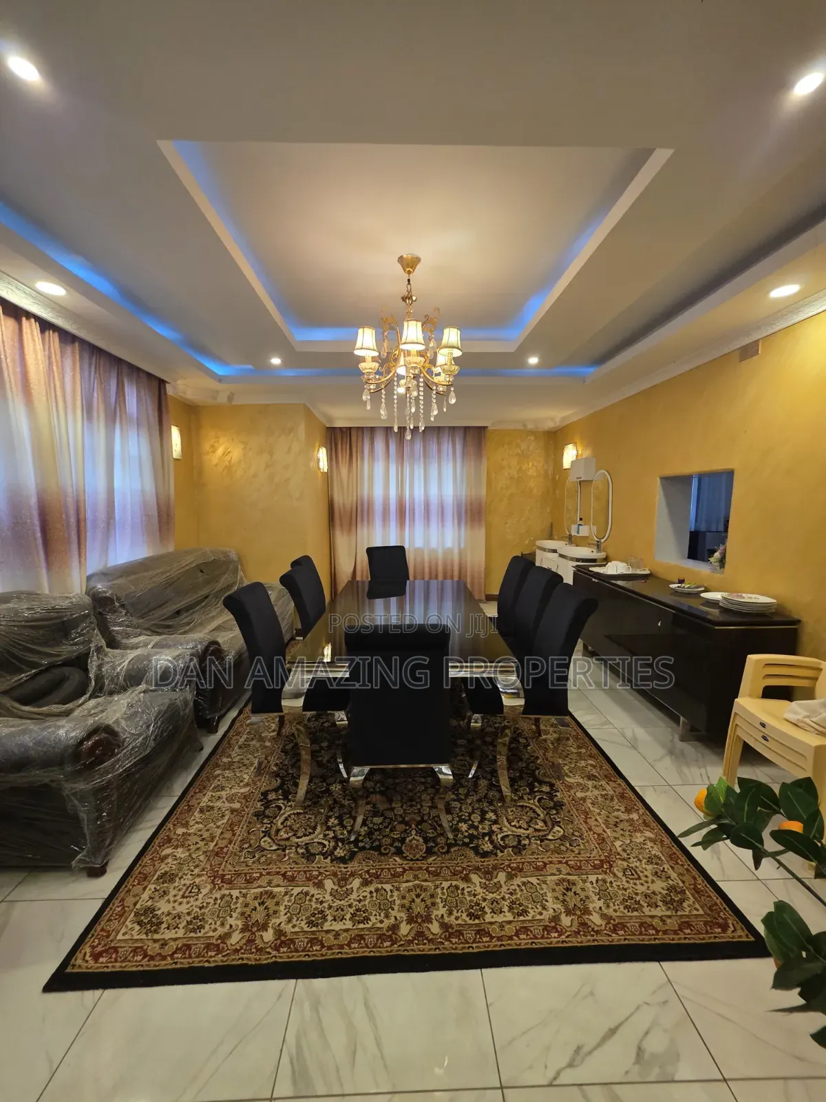 5bdrm Maisonette in Airport Rd On 1/4, Gateway Mall Area for sale
