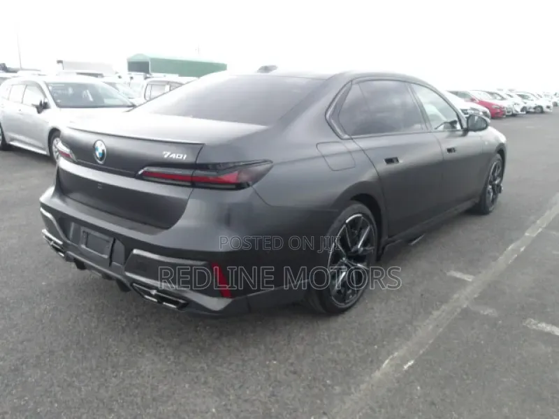 BMW 740 2025 Black