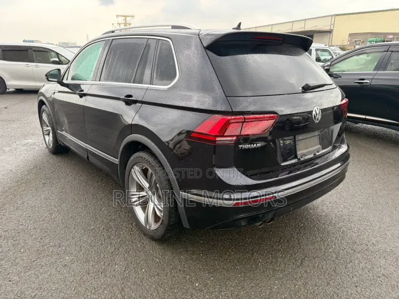 Volkswagen Tiguan 2020 Black