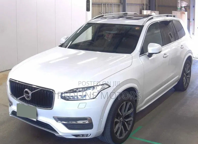 Volvo XC90 T5 R-Design 7 Passenger AWD 2020 White