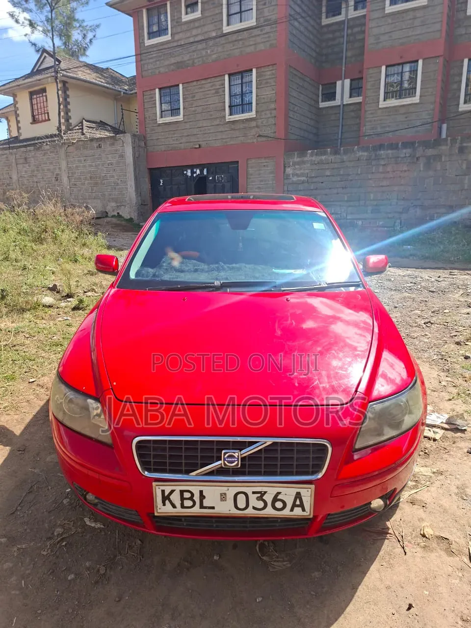 Volvo S 2004 Red
