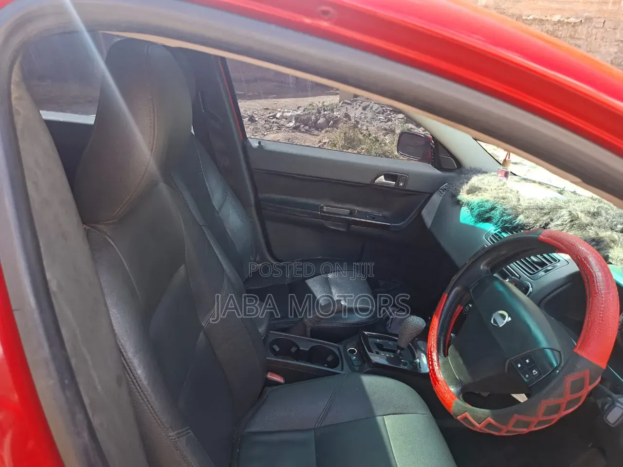 Volvo S 2004 Red