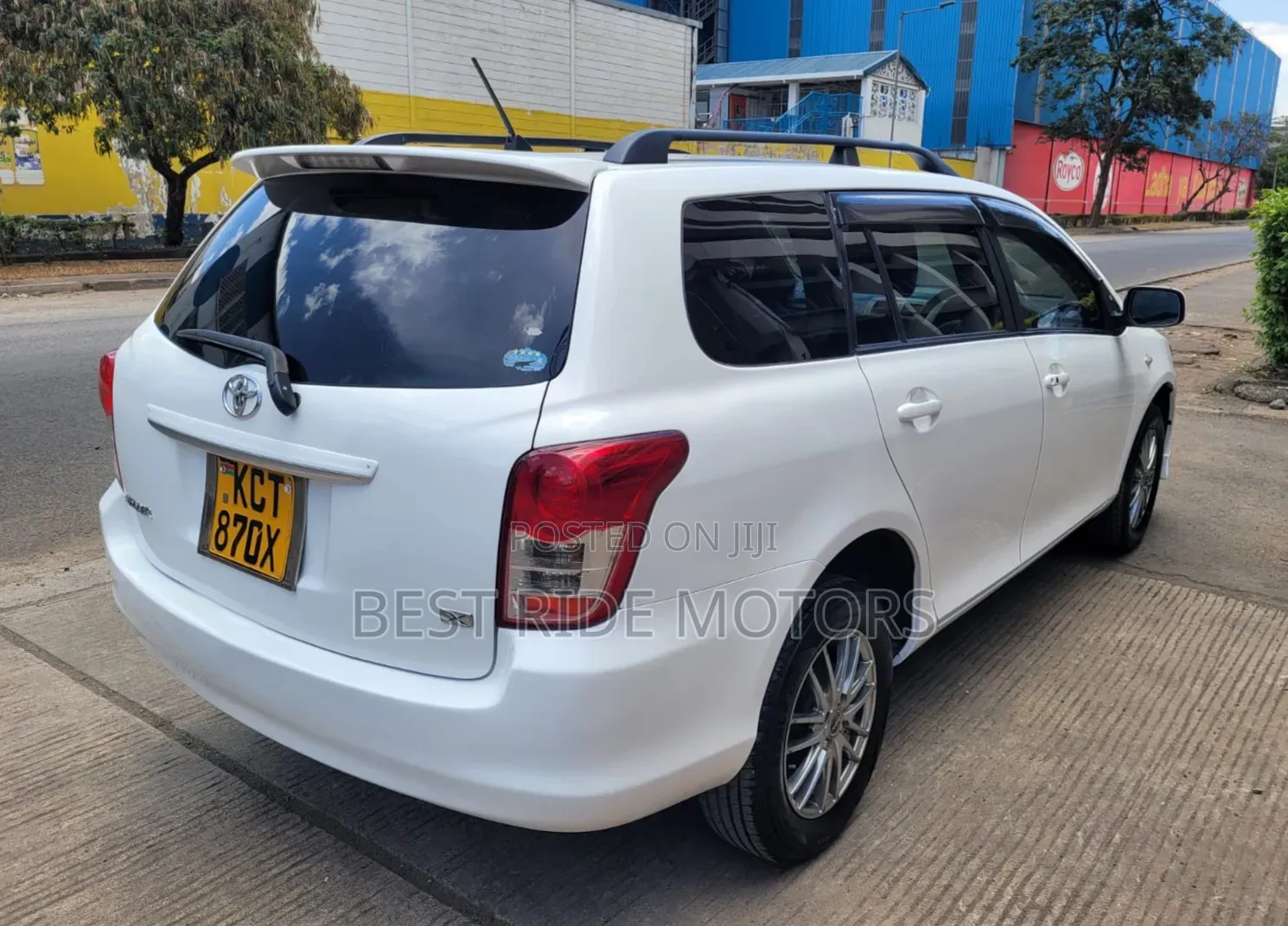 Toyota Corolla Fielder 1.5 Petrol FWD 2012 Pearl
