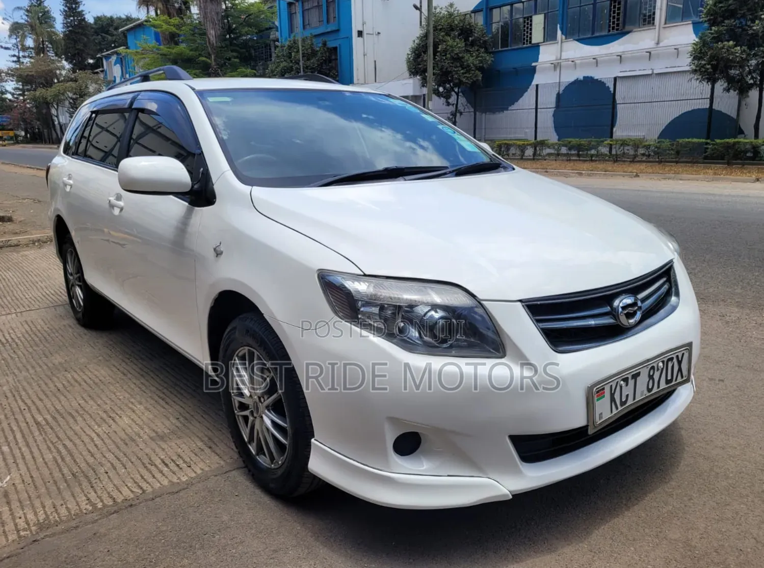Toyota Corolla Fielder 1.5 Petrol FWD 2012 Pearl
