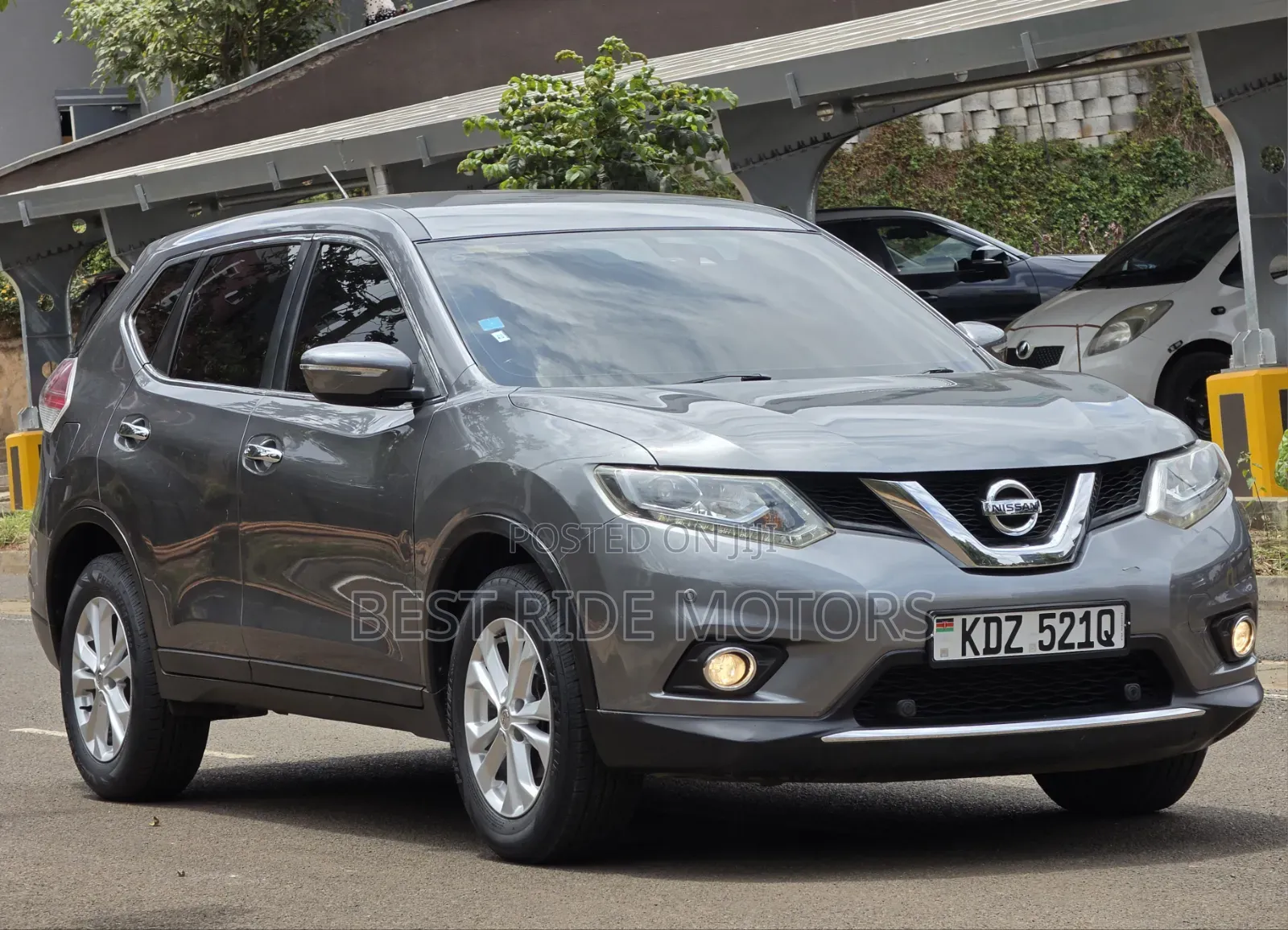 Nissan X-Trail 2.0 Petrol AWD 2015 Gray