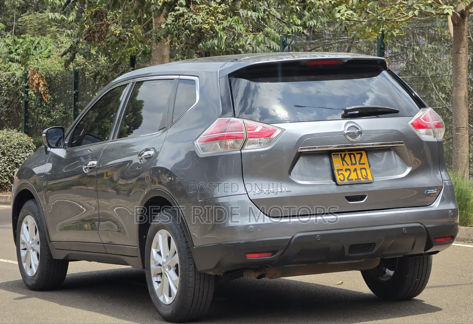 Nissan X-Trail 2.0 Petrol AWD 2015 Gray