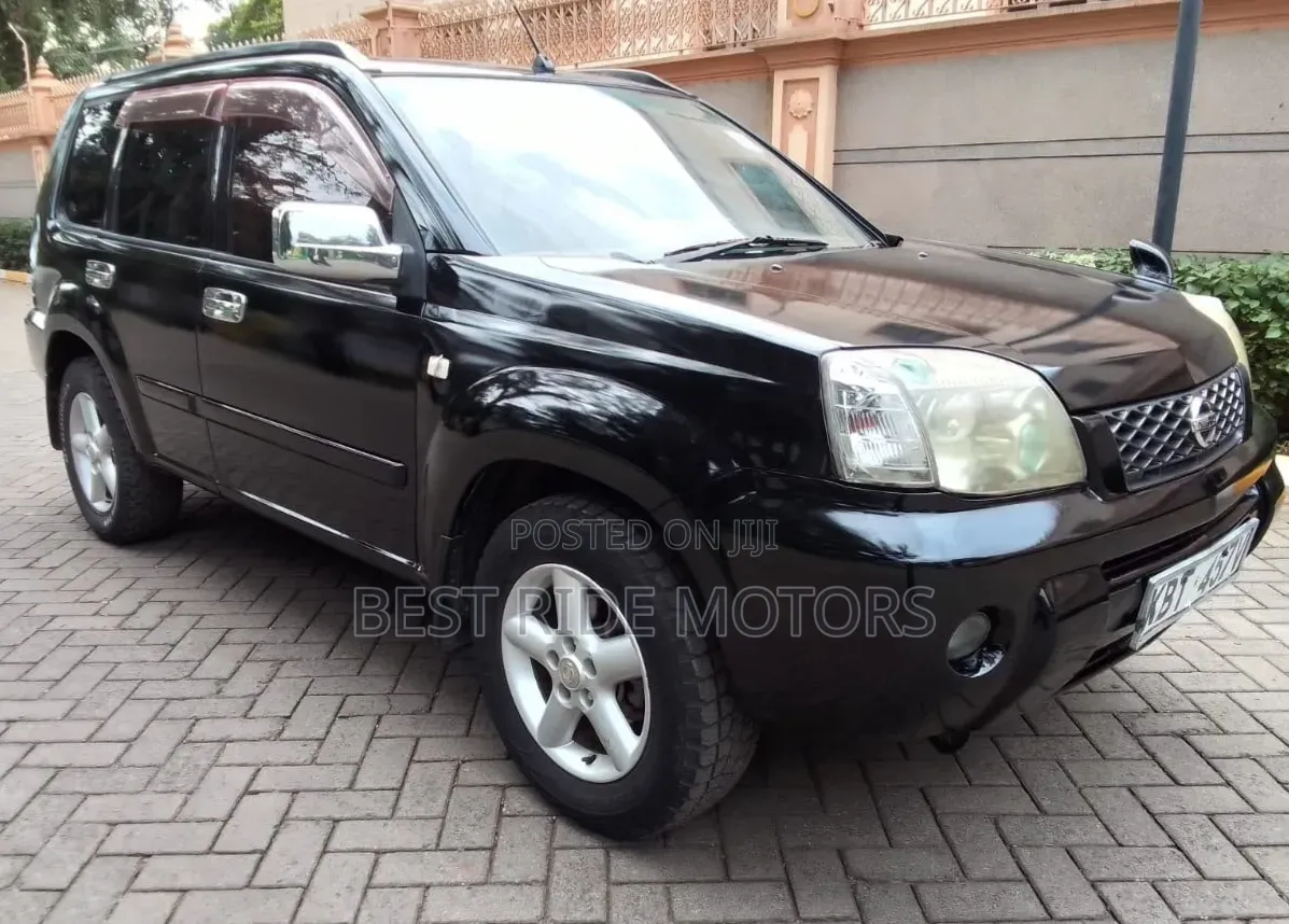 Nissan X-Trail 2.0 2005 Black