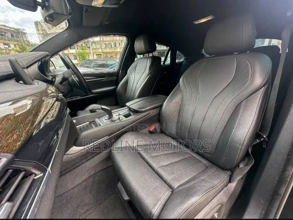 BMW X6 xDrive50i AWD 2020 Black