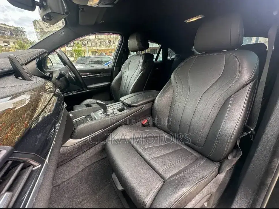 BMW X6 xDrive50i AWD 2020 Black