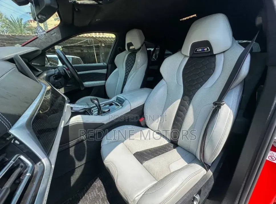 BMW X6 xDrive50i AWD 2020 Red