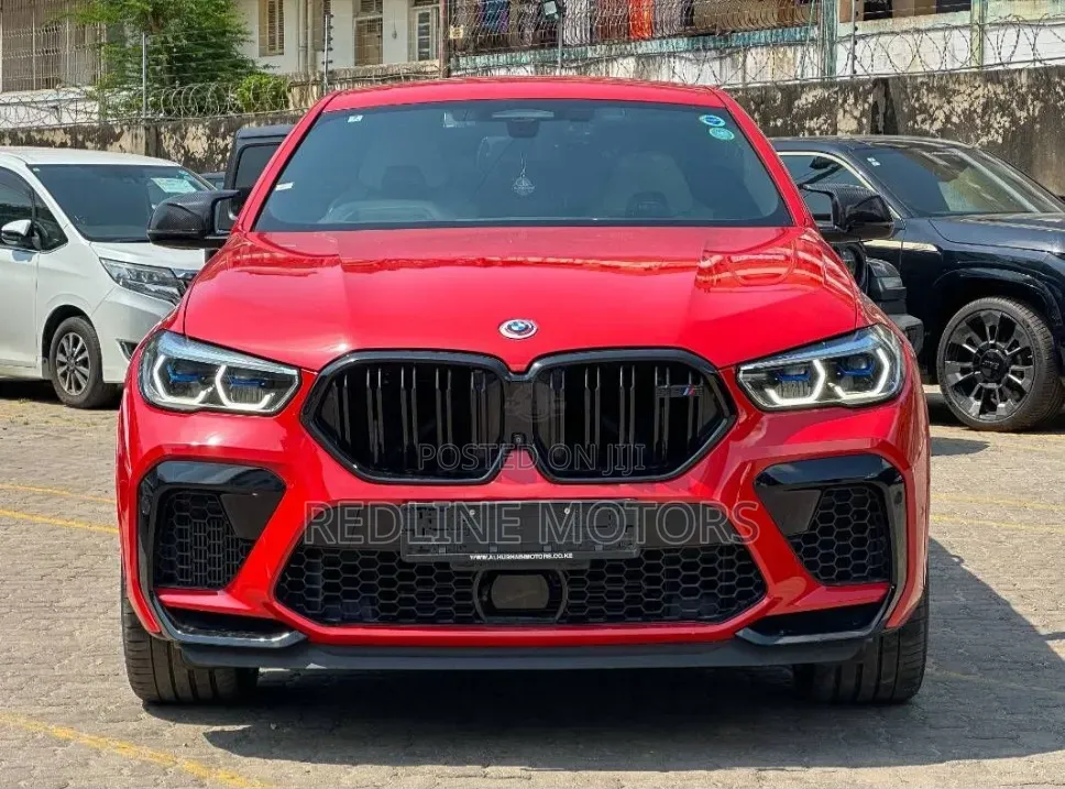 BMW X6 xDrive50i AWD 2020 Red