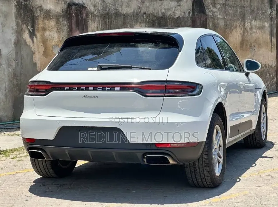Porsche Macan Base 2019 White