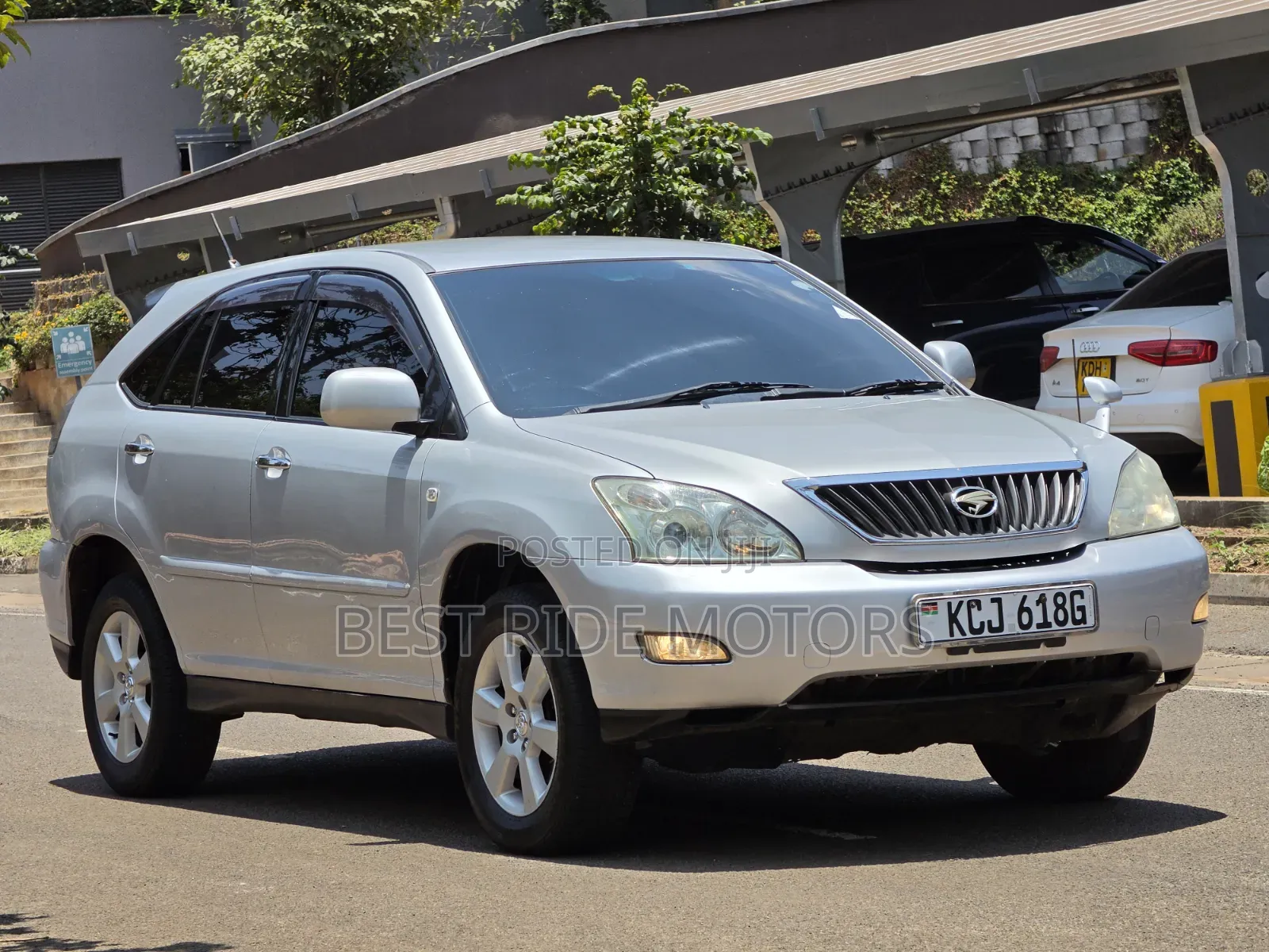 Toyota Harrier 2.4 2010 Silver