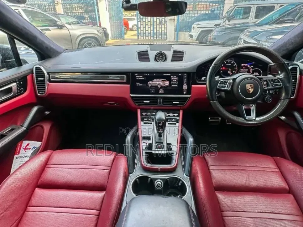 Porsche Cayenne Turbo AWD 2020 Black