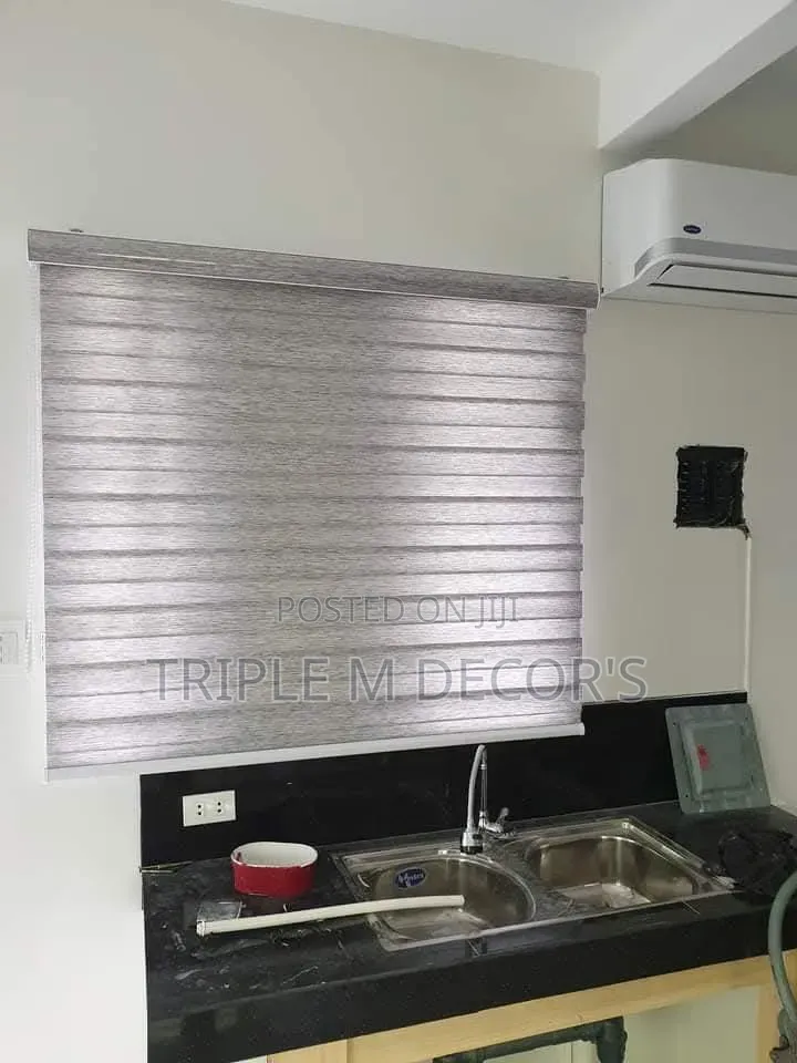 Horizonta Window Blinds-Top Roller Blind Finish